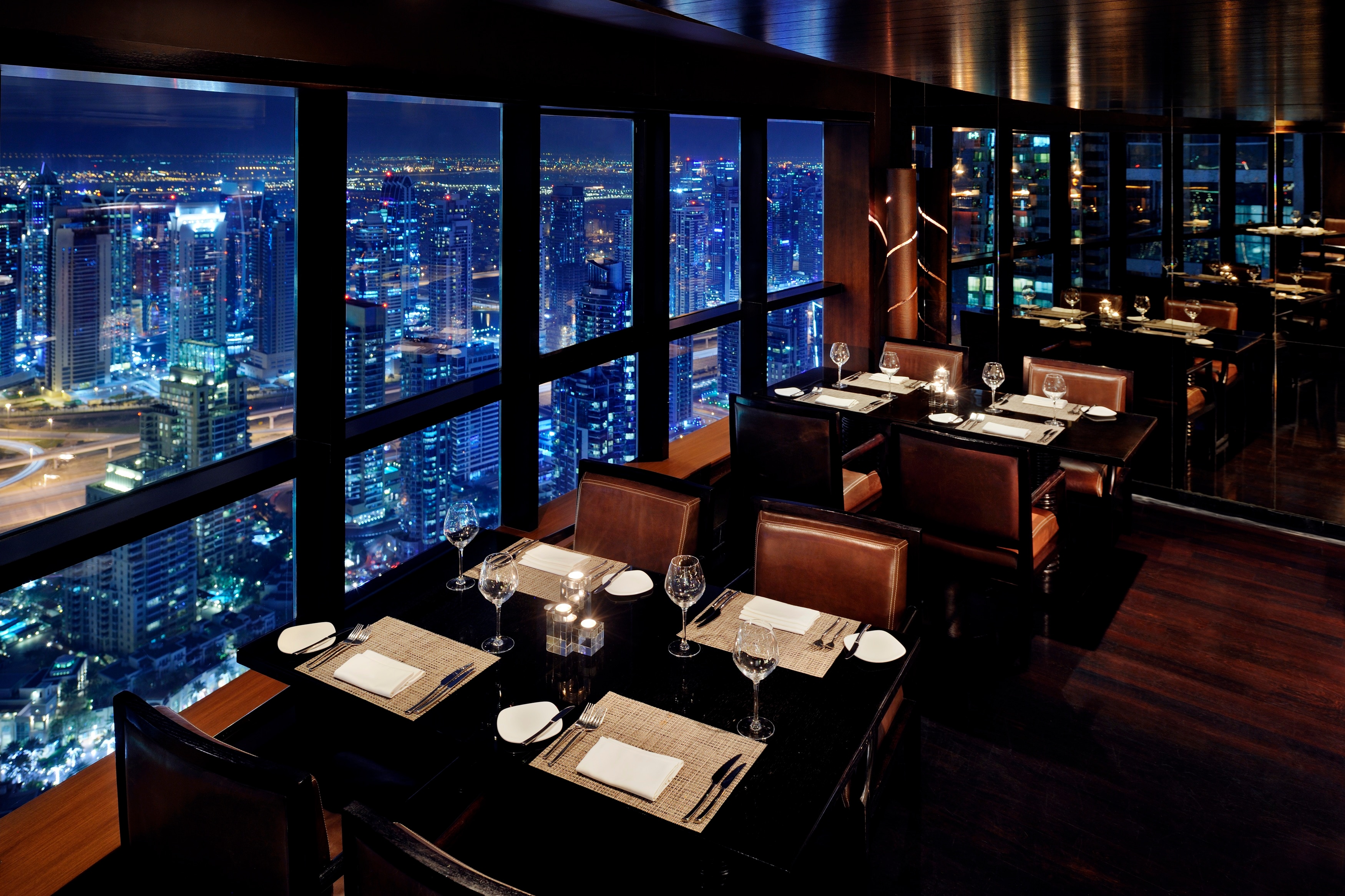 Observatory Bar & Grill - Dubai Marriott Harbour Hotel & Suites